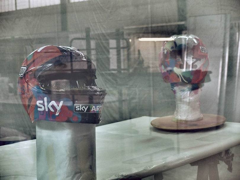 Le nuove livree dello Sky Racing Team VR46 che gareggeranno domenica a Misano, realizzate in collaborazione con Sky Arte HD dall’artista “Zero-T”.